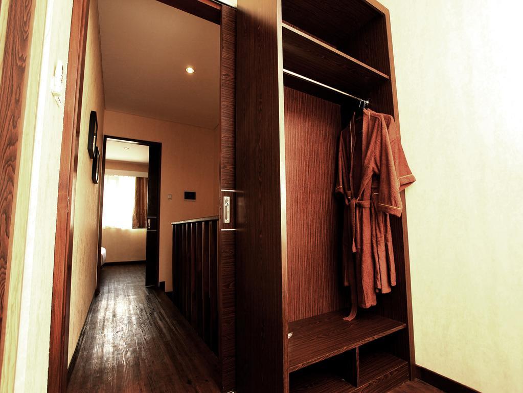 เดวาตาสวีทแอนด์เรสซิเดนซ์ Hotel เลอกีอัน ภายนอก รูปภาพ